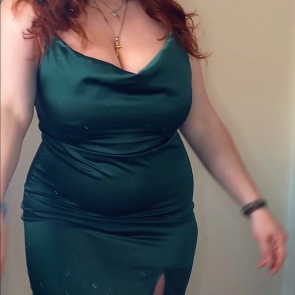 PRETTY LITTLE THING Emerald Green Strappy Draped Neck Midi Dress-10 - Picture 10 of 11